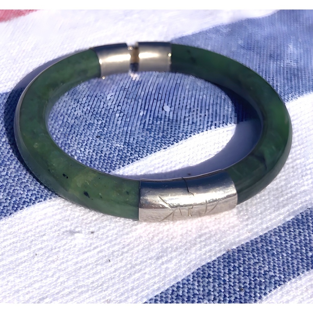 Antique thick, heavy & solid jade bracelet w/ gold 725